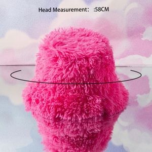 Pink furry bucket hat y2k